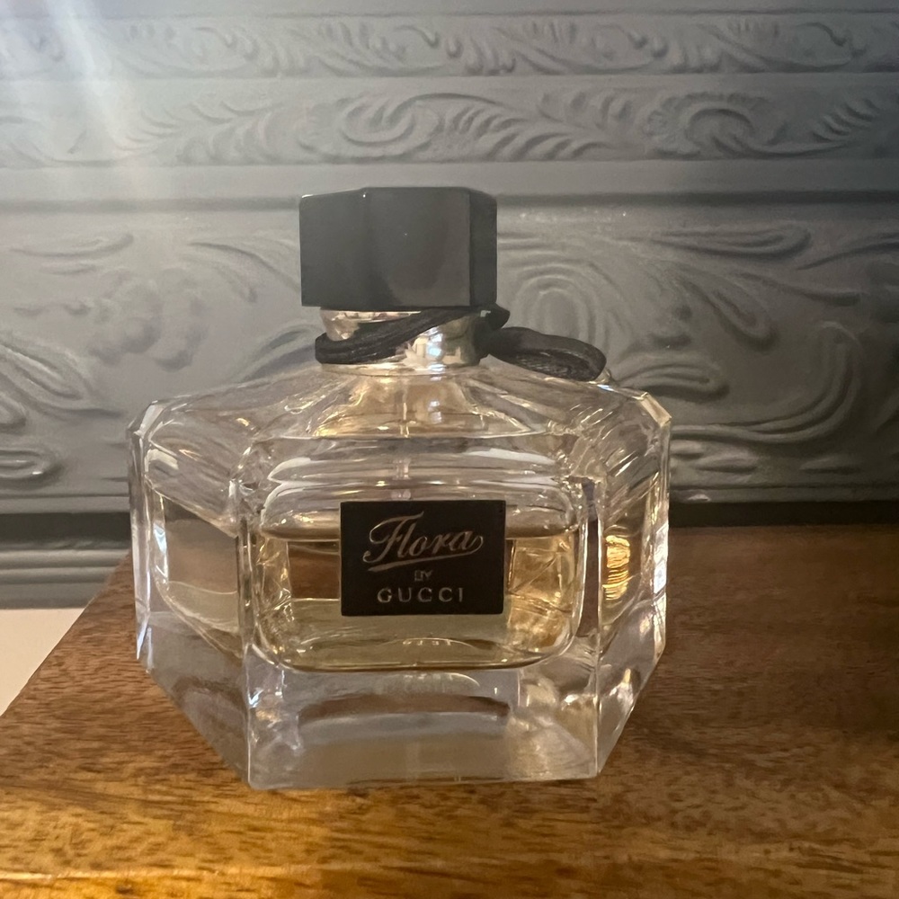 FLORA by Gucci Perfume